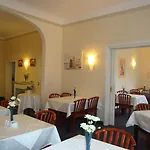 Ξενοδοχείο Bellevue 3*