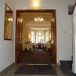Ξενοδοχείο Bellevue 3*